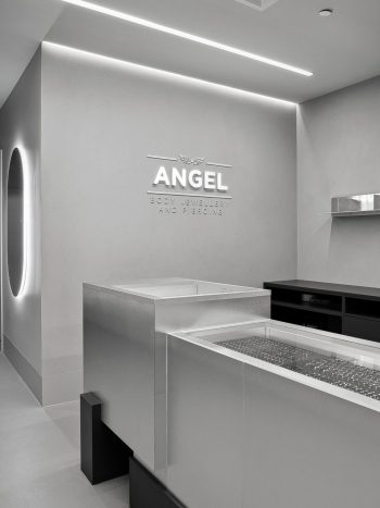 Angel-Studio-Traces-10-350x467
