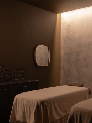 Ember_Studio-Traces_DionRobeson-70_LR-350x467 (1)