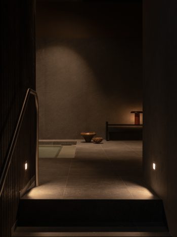 Ember_Studio-Traces_DionRobeson-95_LR-350x467