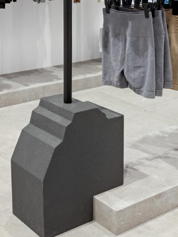 Studio-Traces-Velocity-12-350x467