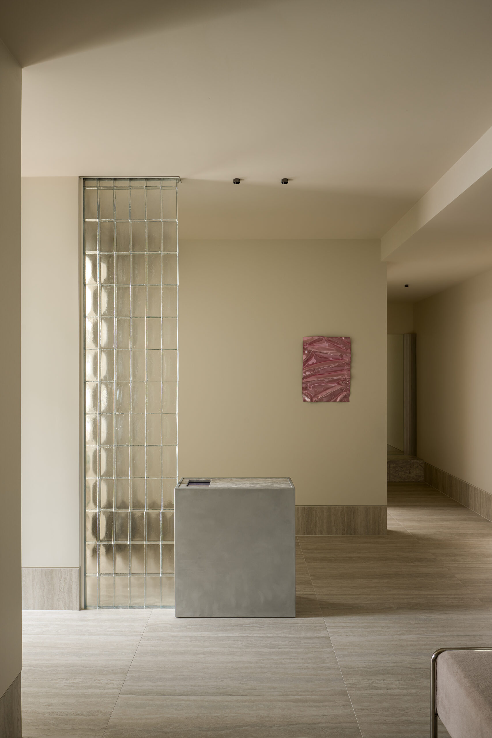 Jenna French_Studio Traces_Blank Suites_WEBRES 1